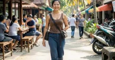 Thailand Solo Female Travel: Navigating Cultural Etiquette to Avoid Legal Trouble